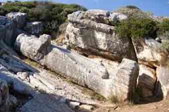 Kouros Apollonas